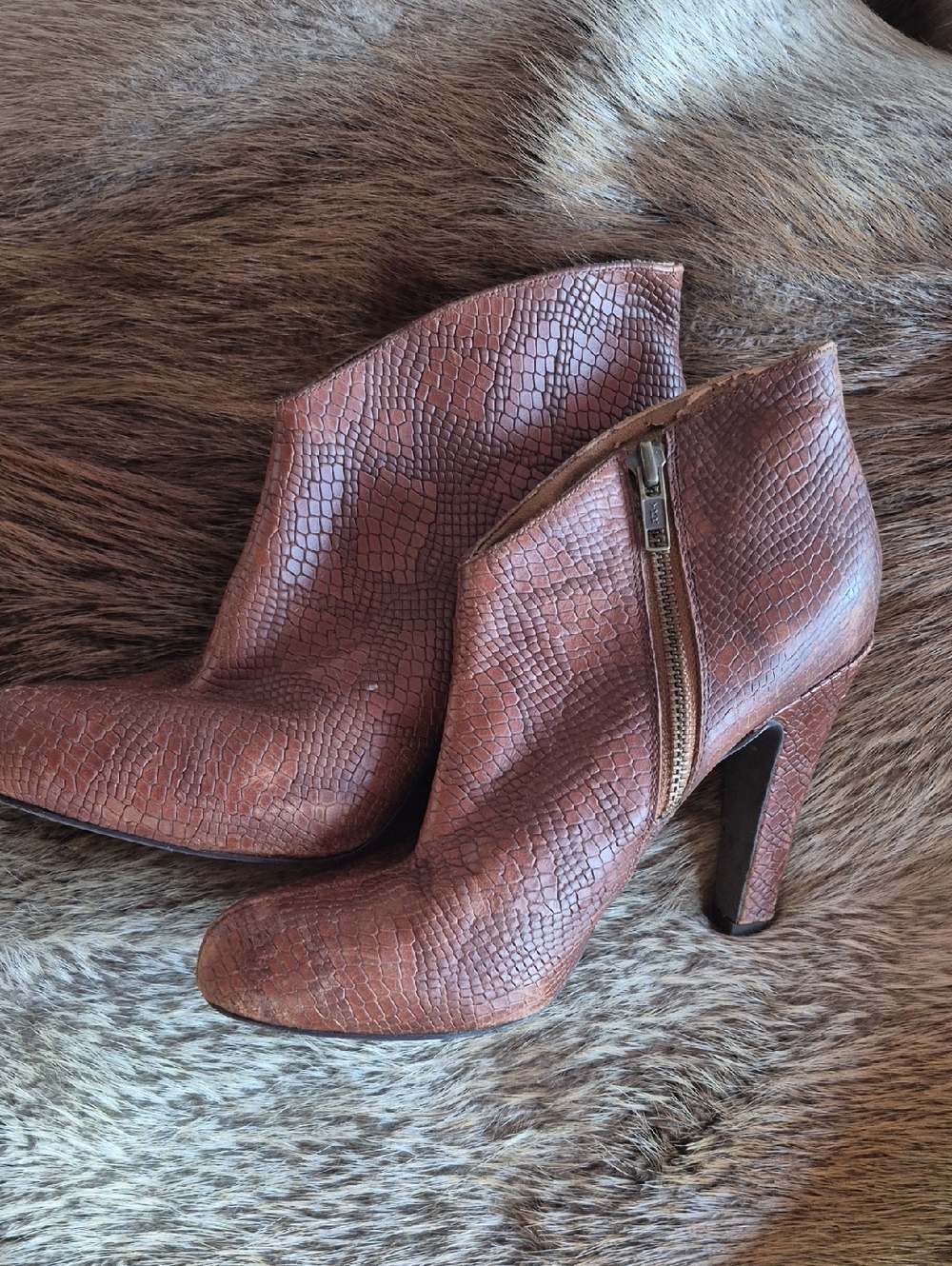 Jessica Simpson Snake Skin Print Brown Leather Ankle Boots Size 6